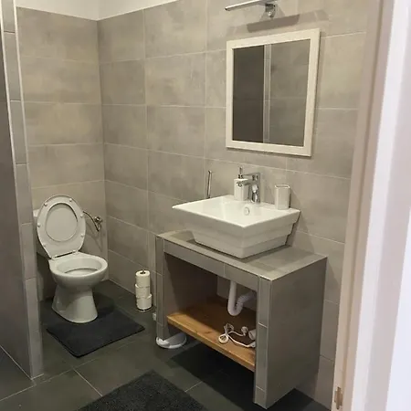 Senorita2 Maganszallas Apartament Mişcolţ
