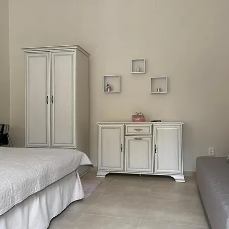 Senorita2 Maganszallas Daire *
