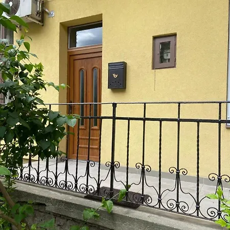 Senorita2 Maganszallas Daire *