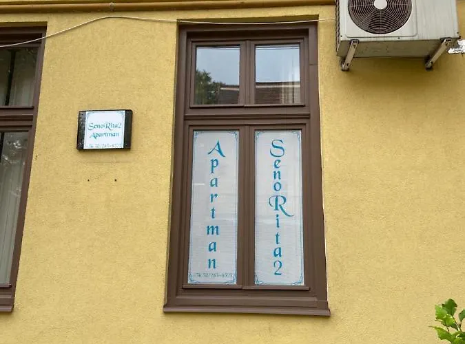 Senorita2 Maganszallas Lägenhet Miskolc